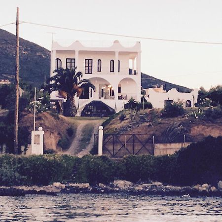 Magic House At Halkida 1M From The Beach! Lägenhet Chalkís Exteriör bild